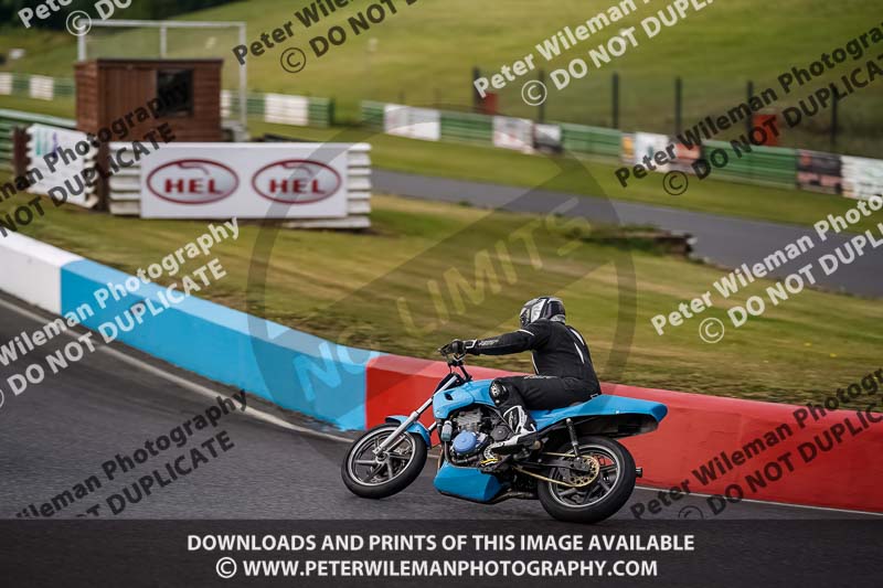 enduro digital images;event digital images;eventdigitalimages;mallory park;mallory park photographs;mallory park trackday;mallory park trackday photographs;no limits trackdays;peter wileman photography;racing digital images;trackday digital images;trackday photos